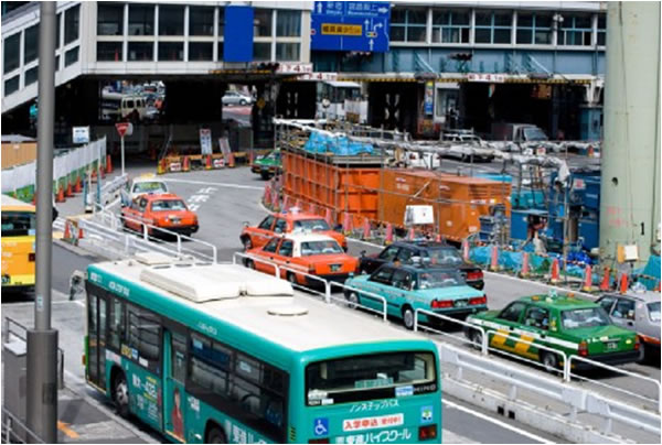 バス輸送システム（ＢＲＴ)、都心への運行計画について